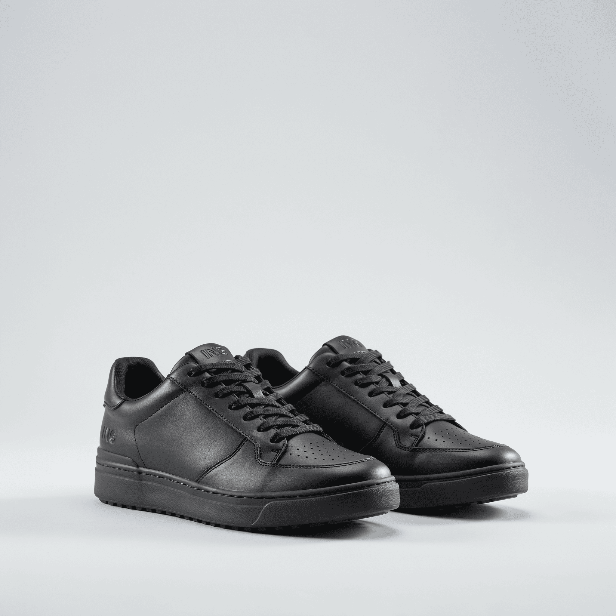 ING Stealth Mode All Black leather sneakers